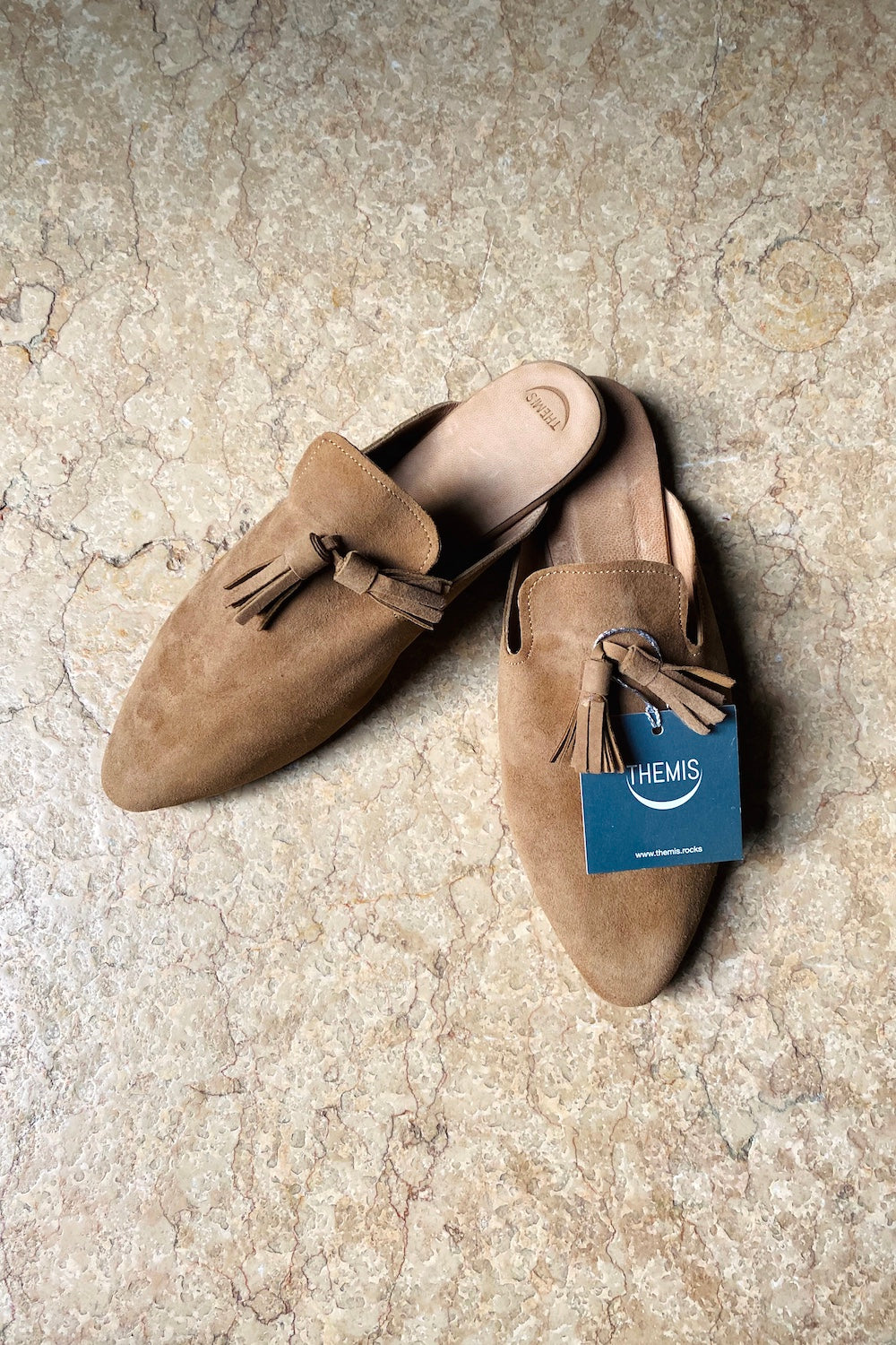 SABOT BROWN