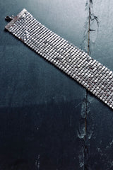 LIV CHOKER