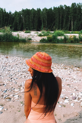 CROCHET BUCKET HAT CORAL